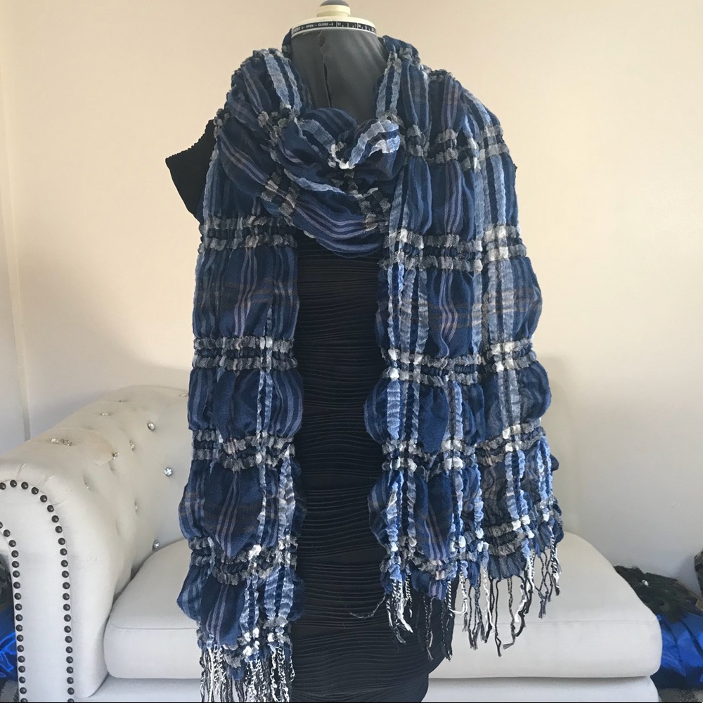 Scarf - Picture 6 of 7